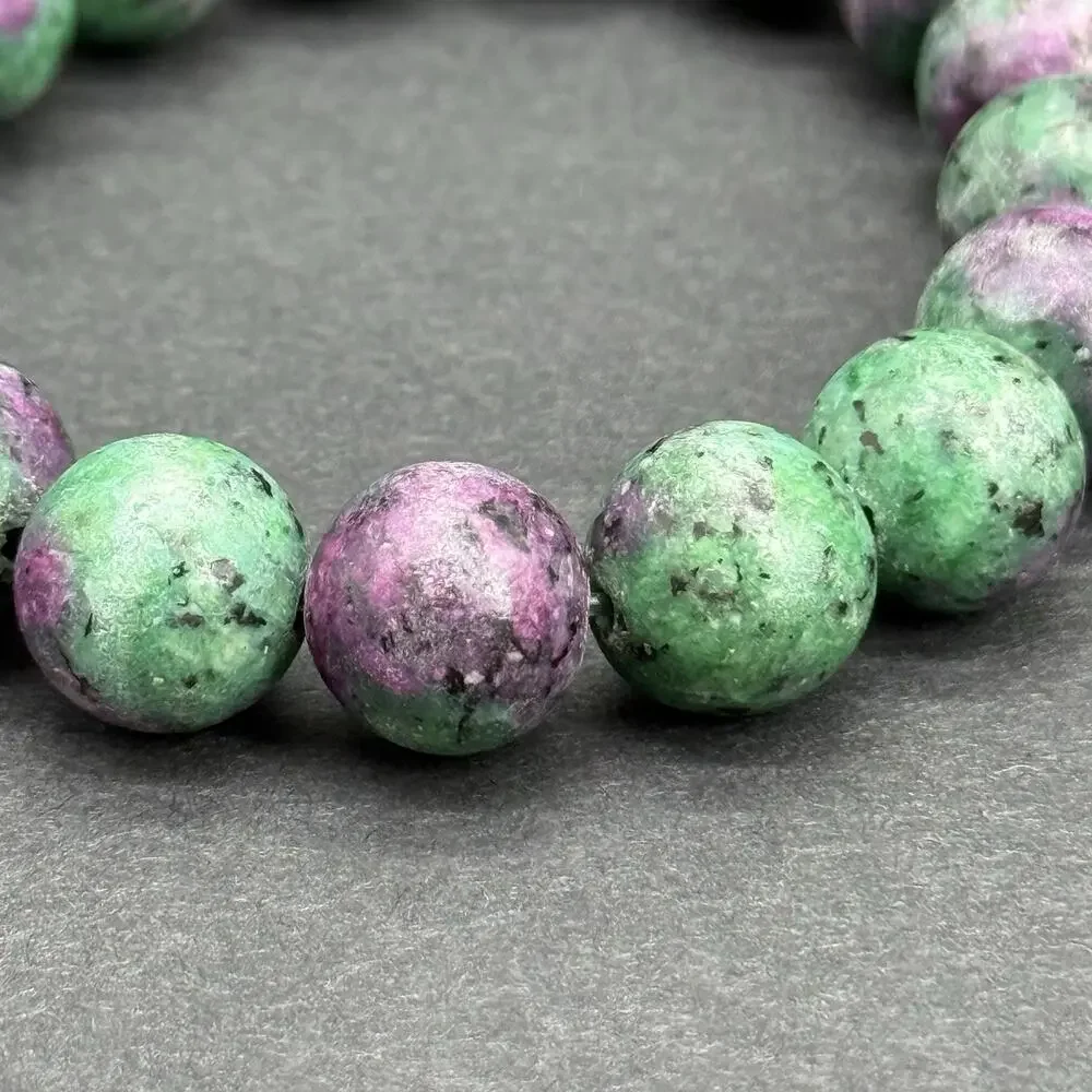 NWT Genuine Ruby Zoisite 12mm Large Round Beaded Stretch Bracelet Size 7.25